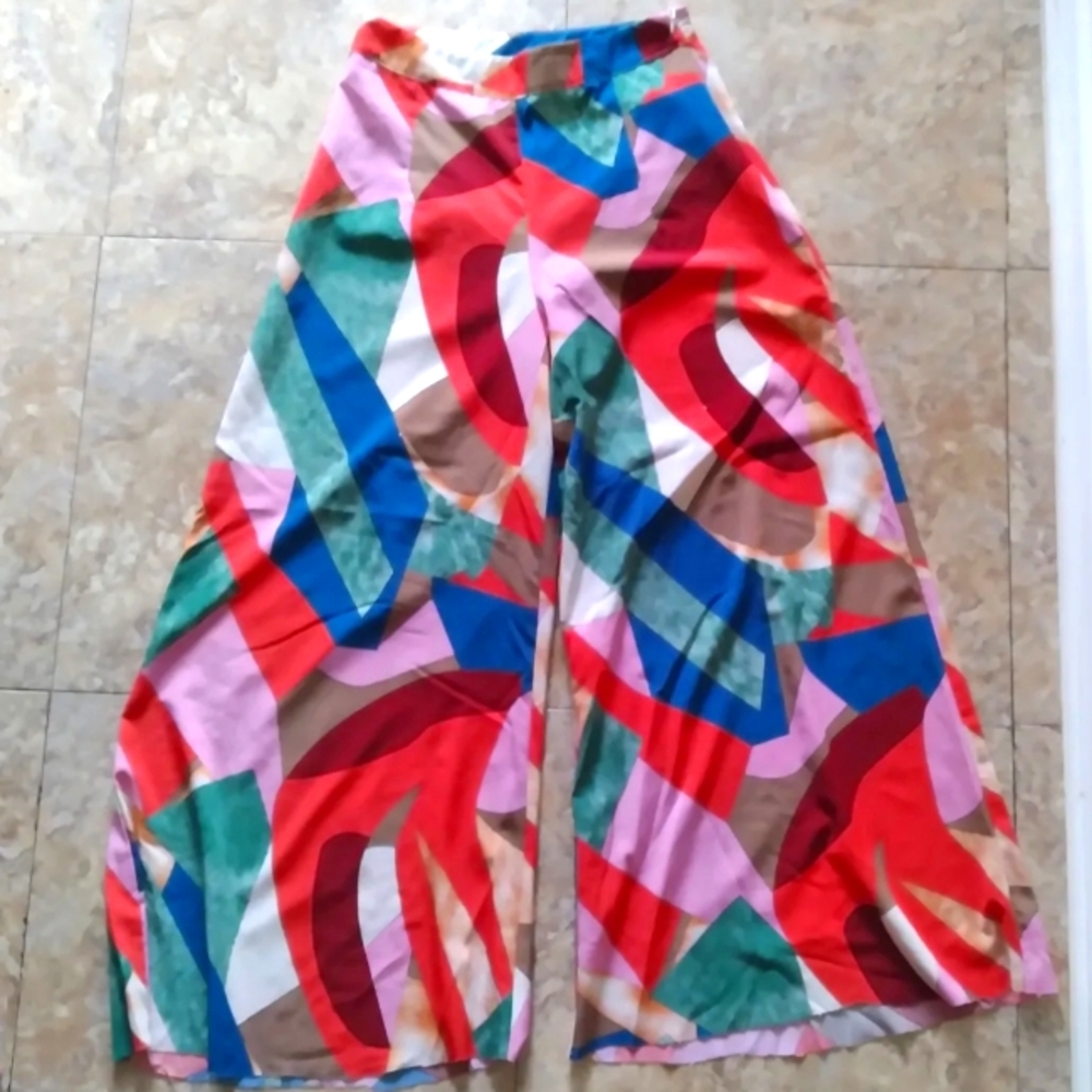 Luukse Multicolor Geometric print Wide Leg Palazzo pants, size Medium